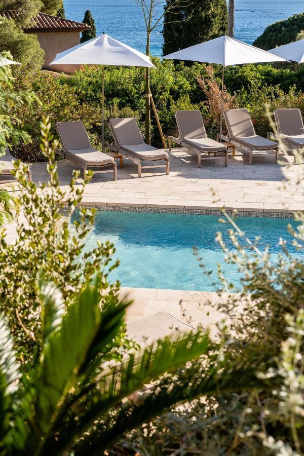 Hotel Les Terrasses du Bailli à Le Le Rayol-Canadel-sur-Mer Extérieur photo